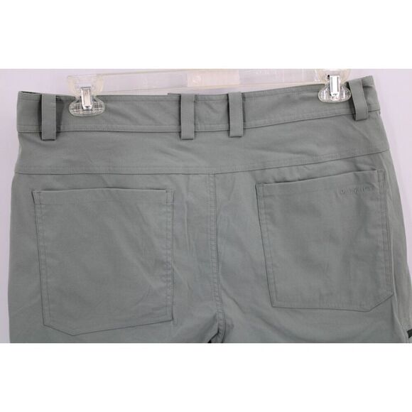 OAKLEY GOLF HYBRID SHORTS GREEN SIZE 34 NWT - Picture 7 of 11